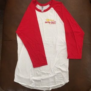 In N Out super soft 3/4 Raglan S